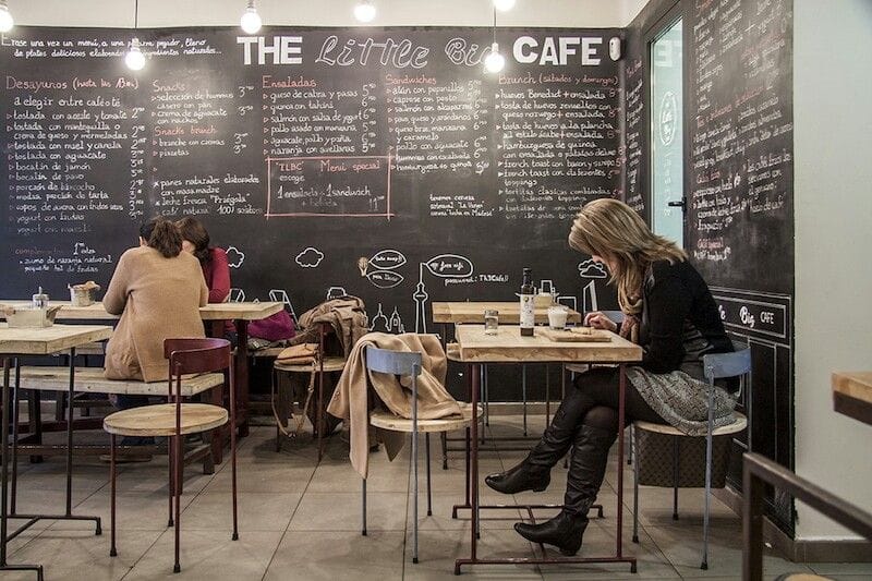 LITTLE BIG CAFÉ