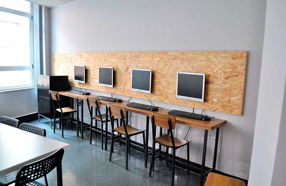 inhispania-instalaciones-P2-sala-multimedia