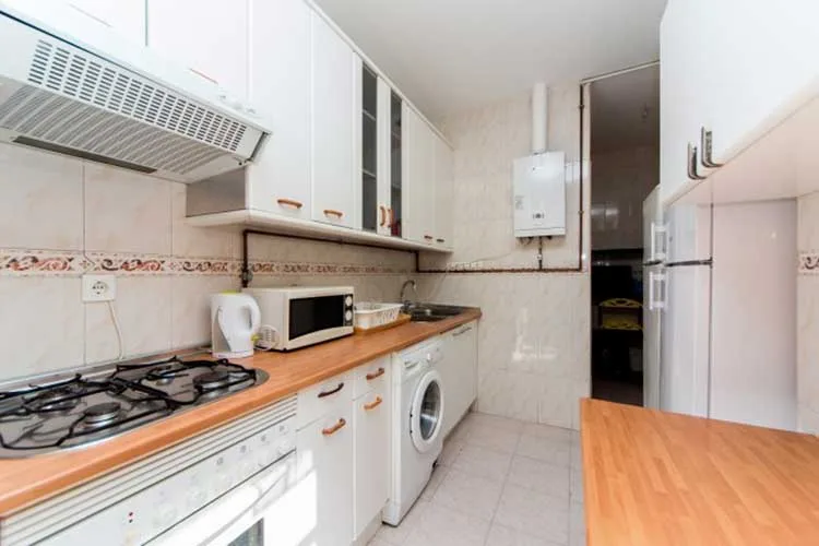 Estudios para estudiantes en Madrid con gastos incluidos